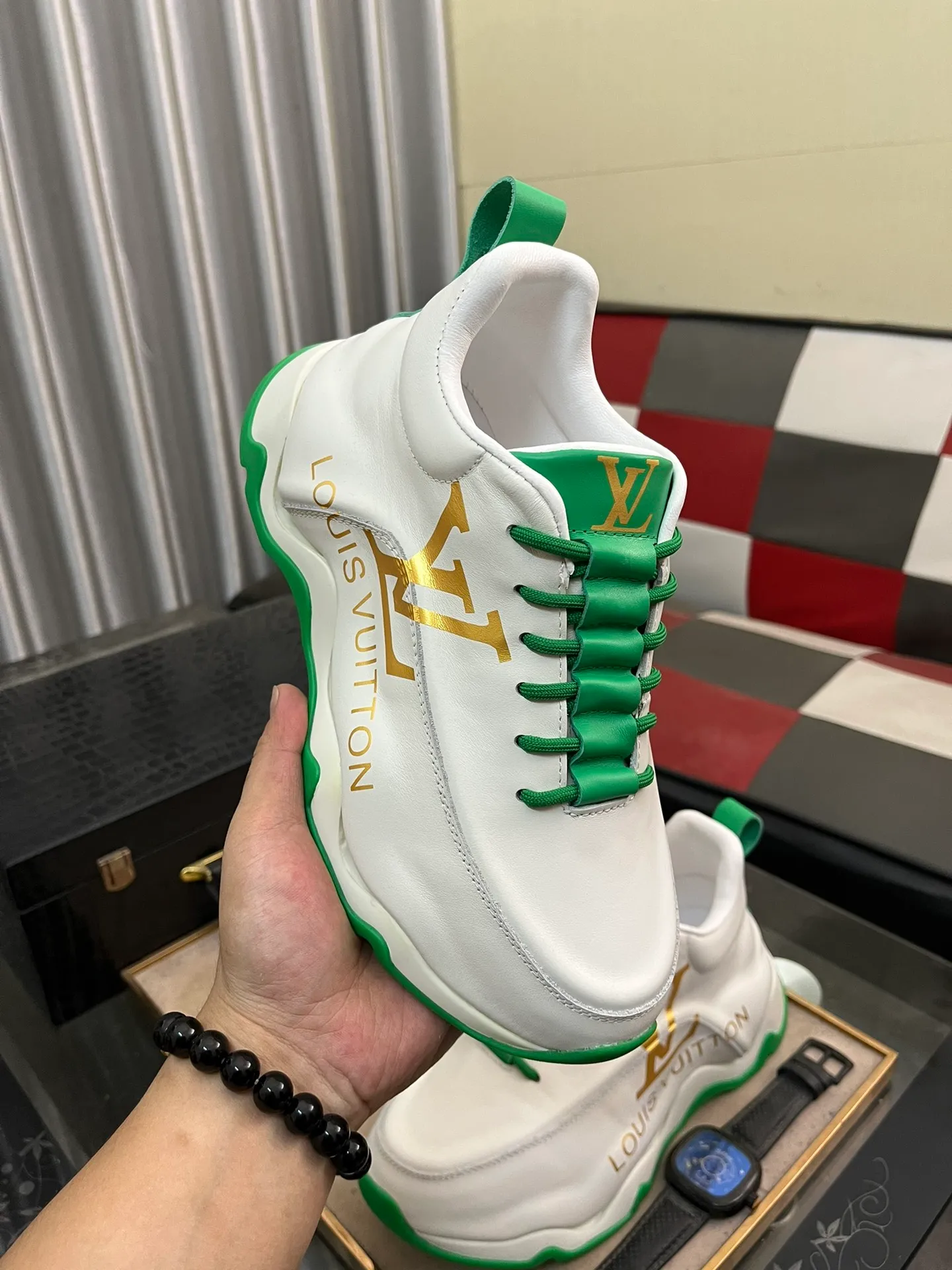 Men's shoes 💰640⌚️⌚️ (GUCCI) Gucci official website men's casual shoes synchronization style, the upper is made of cowhide with imported new brand elements Gucci, showing a good atmosphere, simple design and slip-on style, super versatile, 🐷 leather lining, rubber outsole, size 38-44